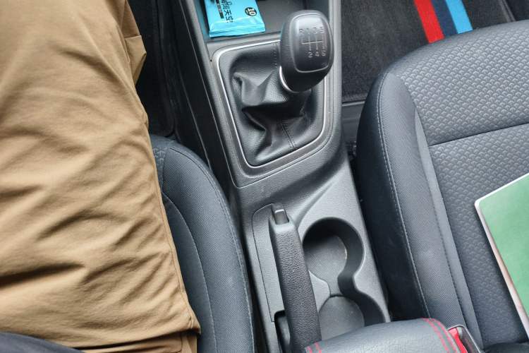 Used Hyundai Verna (new generation) 2016 1.4L Manual Cool Edition GLS
