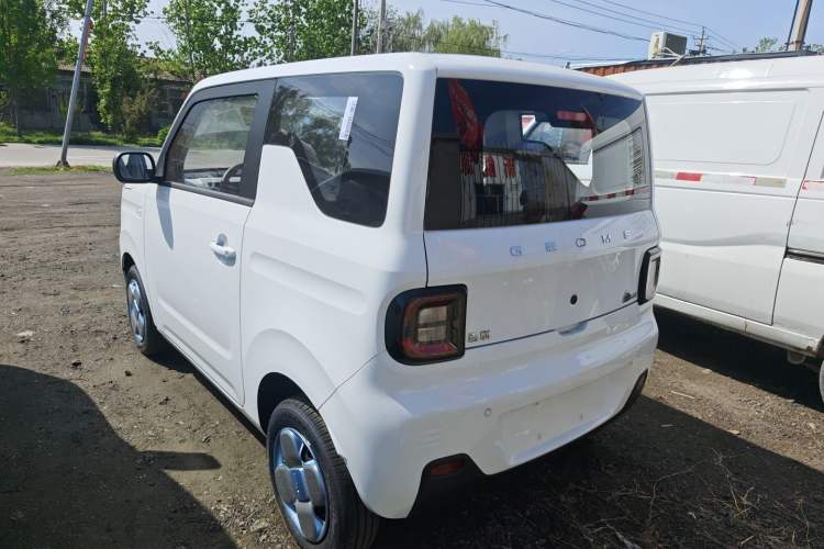 Used Geely Galaxy Panda 2024 Panda Mini 200km Endurance Bear Rear Left 45 Deg