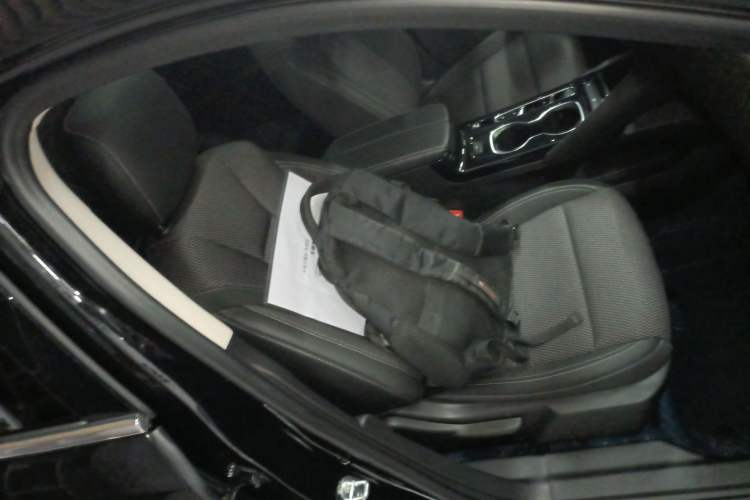 Used Buick Envision 2022 Encore S 552T Two-Wheel Drive Elite Model