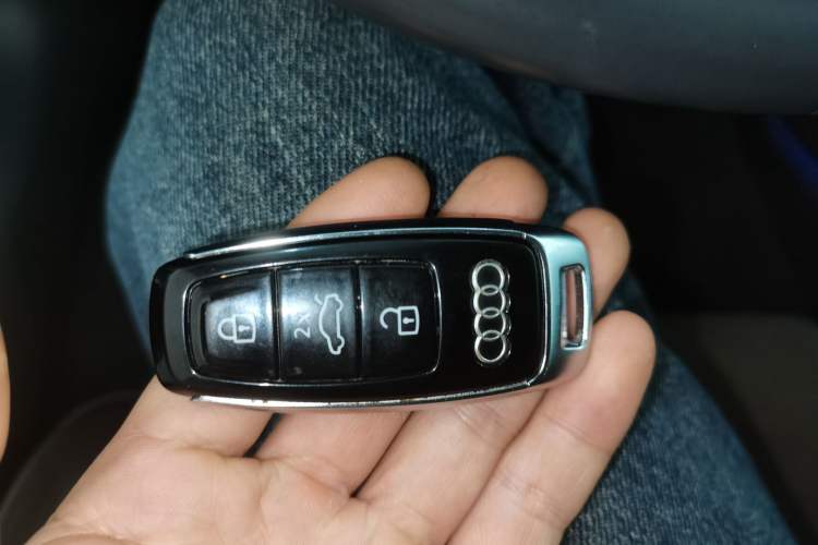 Used Audi A7L 2024 45TFSI S-line Dream-Building Edition Flow Crystal Package