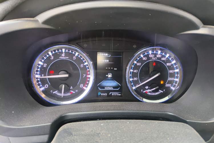 Used Changan CS95 2017 2.0T Two-Wheel Drive Zhiyuan Edition