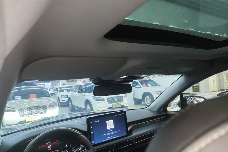 Used Lincoln Corsair 2022 2.0T Two-Wheel Drive Deluxe Edition