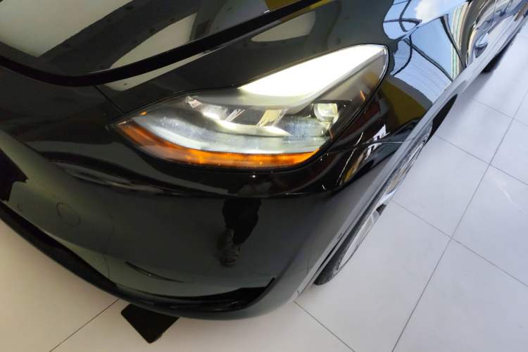 Used Tesla Model Y 2023 Rear-Wheel-Drive Version