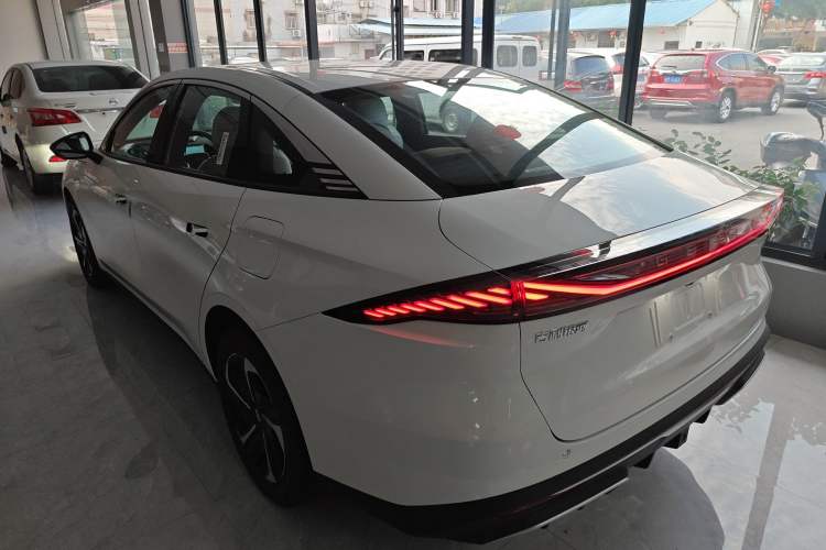 Used Geely Galaxy L6 2024 125km PLUS Dragon Edition