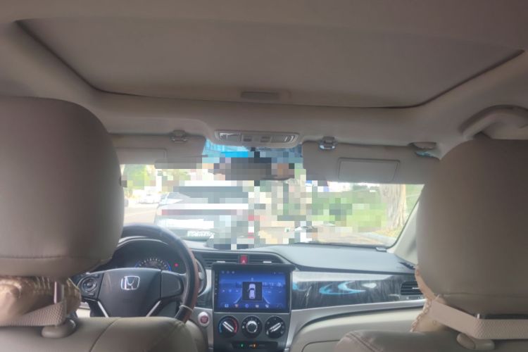 Used Honda Crider 2013 1.8L automatic luxury edition Headliner