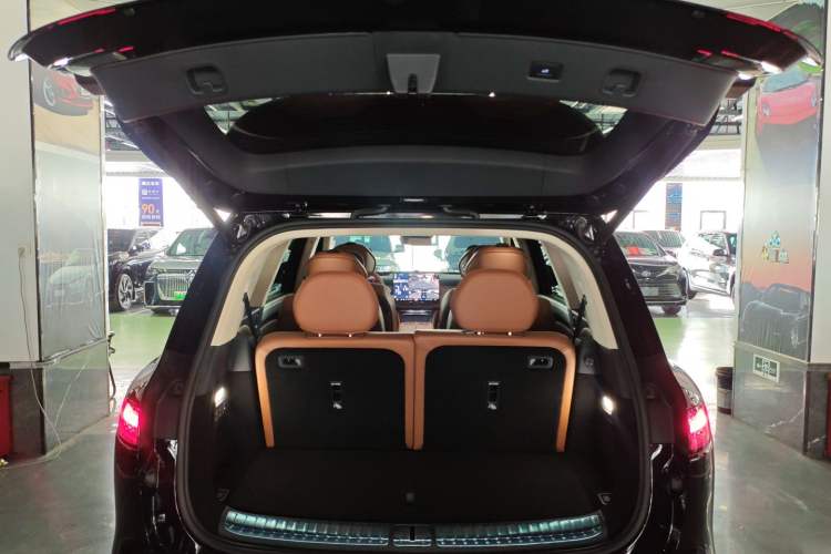 Used VOYAH Titan 2026 Model Max+ Trunk