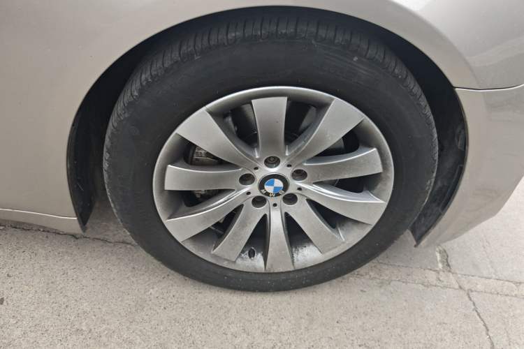 Used BMW 7 Series 2013 740Li Leading Model Right Front Wheel Hub
