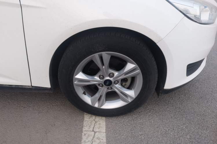 Used Ford Focus 2018 Sedan Classic 1.6L Manual Comfort Plus SmartDrive Edition