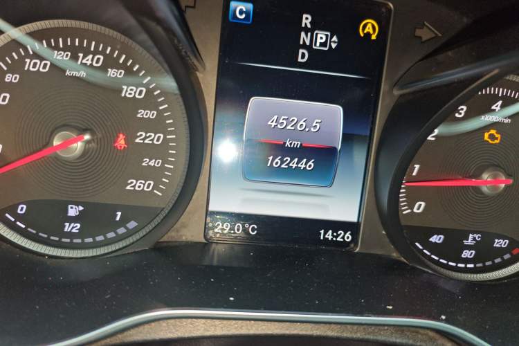 Used Mercedes-Benz C-Class 2015 C 200 L Sport Edition
