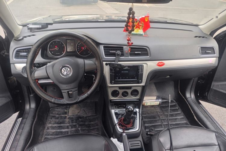 Used Volkswagen Lavida 2013 Restyled Classic 1.6L Manual Comfort Edition