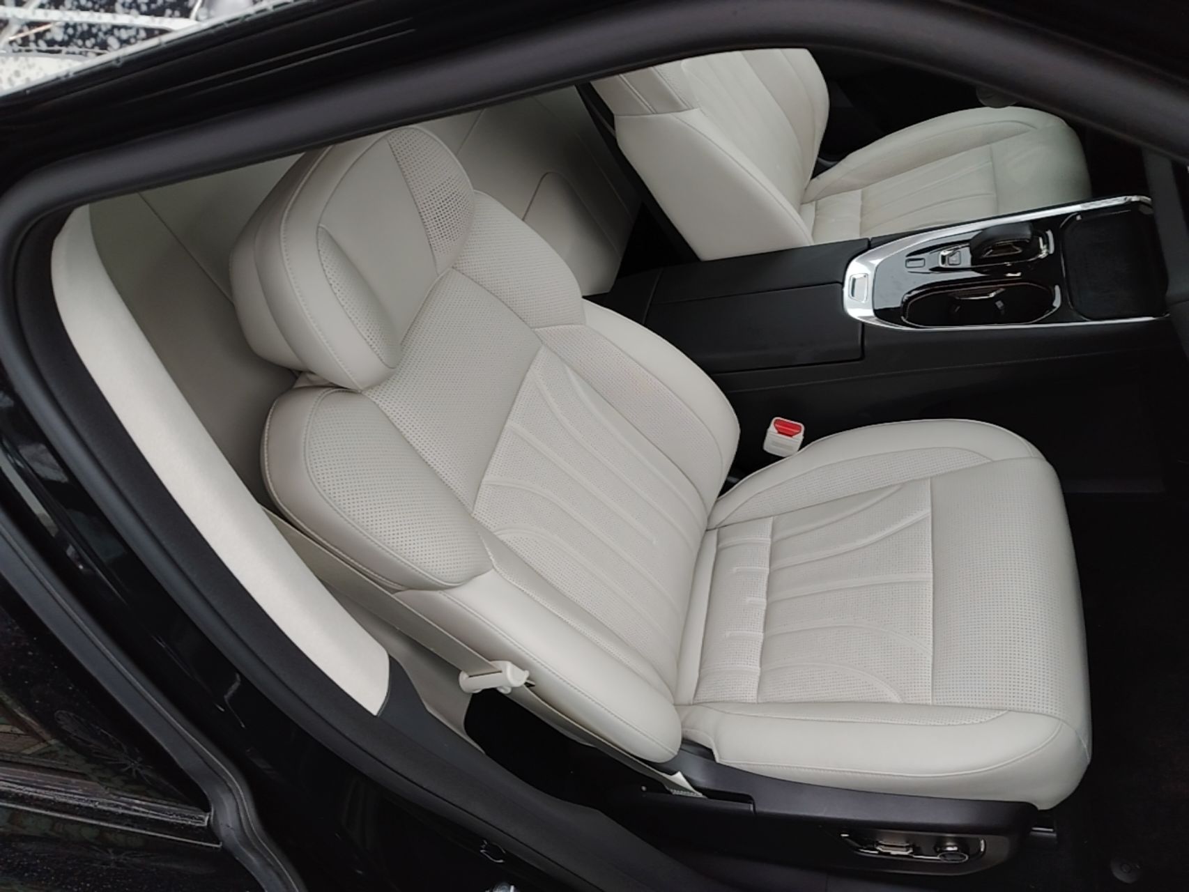 Zeekr 009 2024 GAC Trumpchi — снимка 19