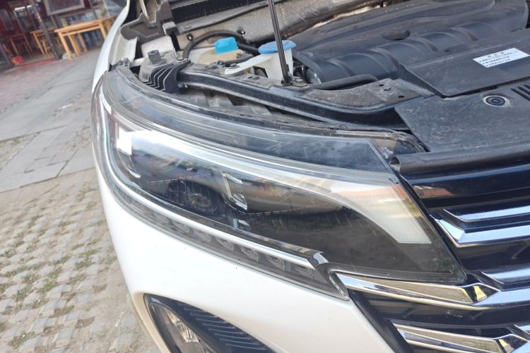 Used GAC Trumpchi GS4 2022 270T Automatic Smart Drive Flagship Edition Right Front Headlight