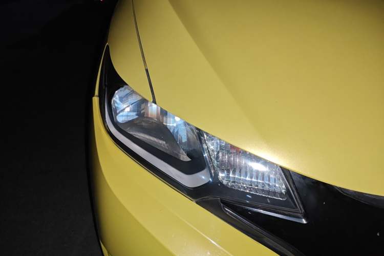 Used Honda Fit 2014 1.5L LX Manual Comfort Model
