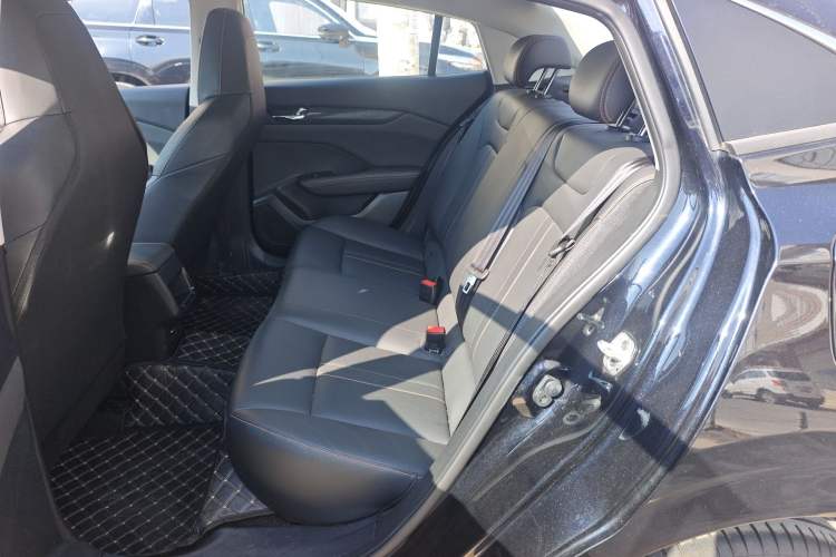 Used Dongfeng Aeolus Yixuan 2024 1.5L Automatic JingSu Edition Left Rear Seat
