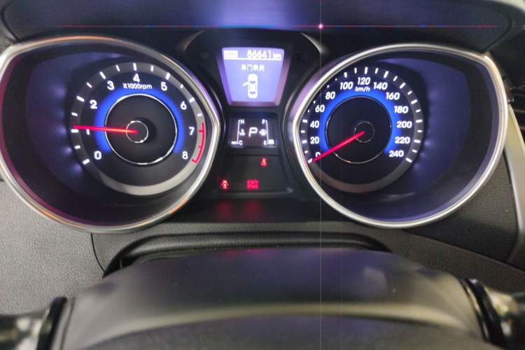 Used Hyundai Elantra (5th Generation / Langdong) 2016 1.6L Automatic Prestige Model