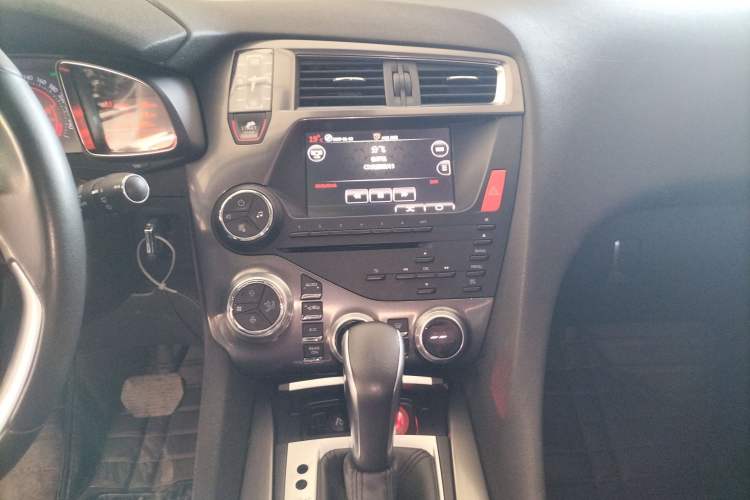 Used DS 5 2015 1.6T Elegant Edition THP160