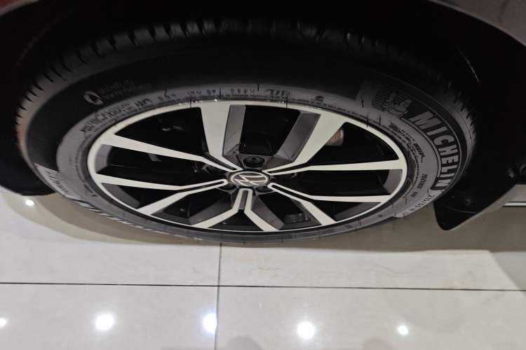 Used Volkswagen Magotan 2020 330TSI DSG Leading Model
