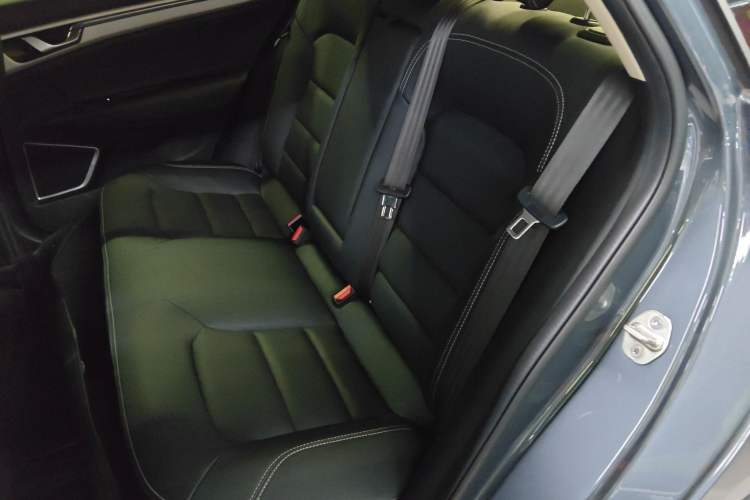 Used Geely Auto Emgrand GL 2017 1.8L Manual Elite Model