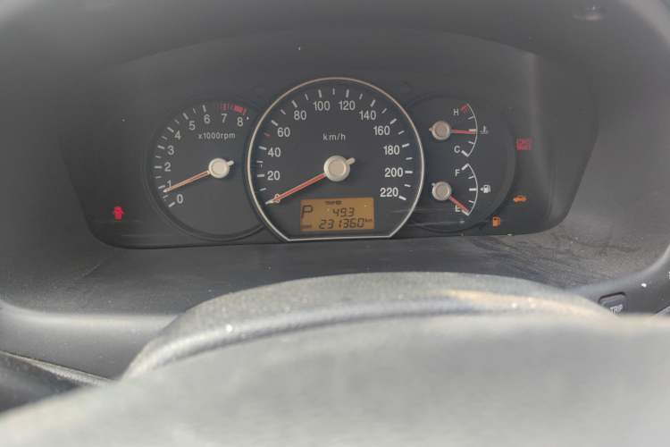 Used Kia Carens 2011 1.6L 5-seat Automatic Luxury Edition
