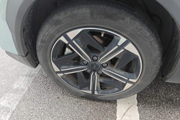 Used Lynk & Co 06 EM-P 2023 EM-P 126 Long-Range Halo Exterior 4