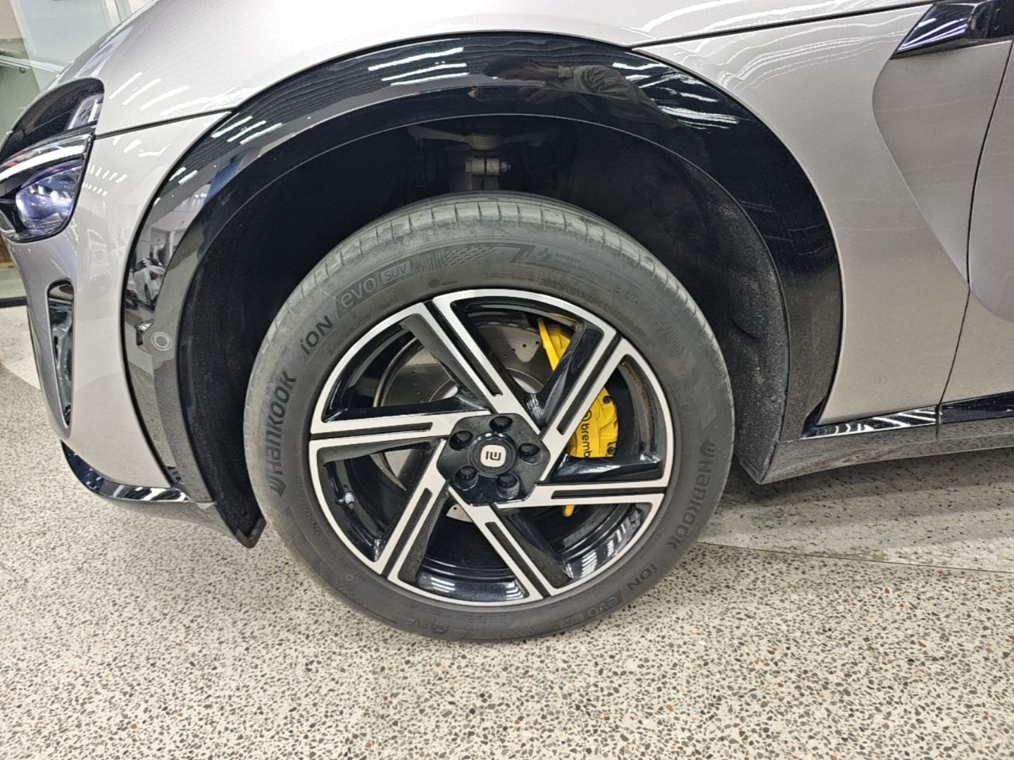 Xiaomi Auto YU7 2025 Ultra-Long Range High-Performance All-Wheel-Drive Max Edition — снимка 10