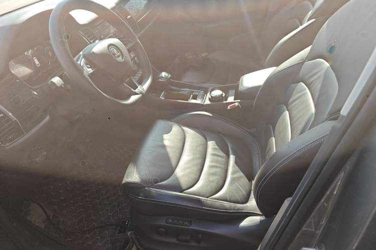 Used Skoda Kodiaq 2019 Facelifted TSI330 5-Seater Two-Wheel-Drive Luxury Enjoyment Edition China VI Standard