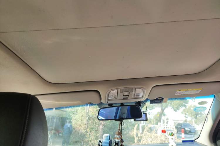 Used Kia KX3 2015 2.0L Automatic Two-Wheel Drive DLX Headliner