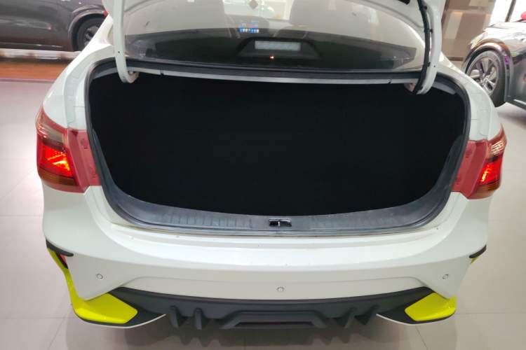 Used Dongfeng Aeolus E70 2023 PRO Smart Drive Edition
