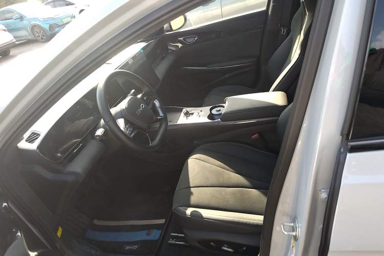 Used BYD Seal 2025 600 All-Wheel Drive Intelligent Driving Version
