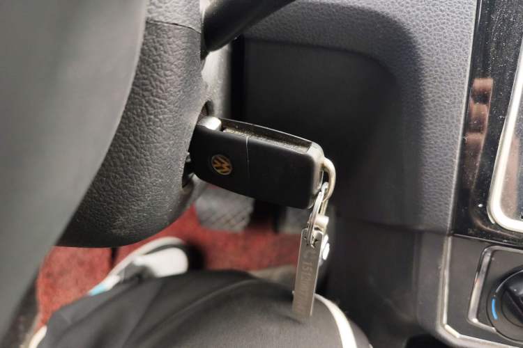 Used Volkswagen Santana 2017 Haval H6 1.6L Automatic Fashion Edition
