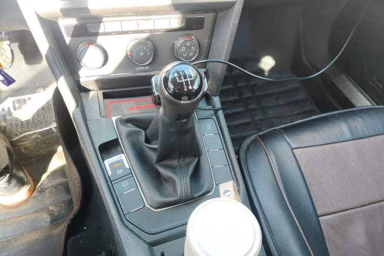 Used Volkswagen Lamando 2015 230TSI Manual Trend Edition