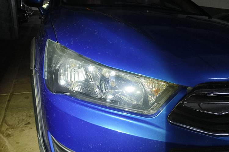 Used Citroen C-Quatre 2012 Hatchback 1.6L Automatic LeShang Model Right Front Headlight