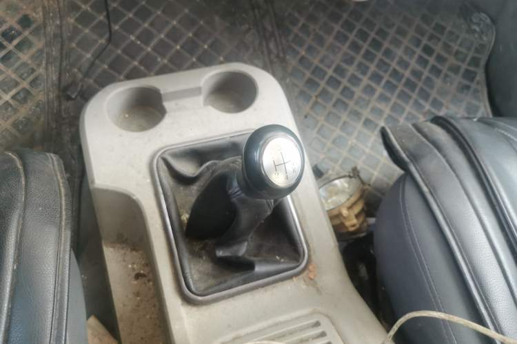 Used FORTHING Lingzhi 2015 M5 Q7 2.0L 7-seat Long-Wheelbase Comfort Model
