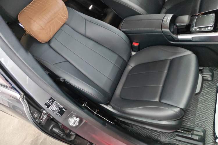 Used Mercedes-Benz EQB 2023 EQB 260