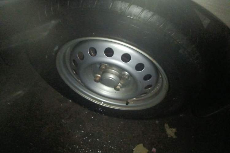 Used Wuling Hongguang V 2019 1.5L Jingqu Version China VI LAR