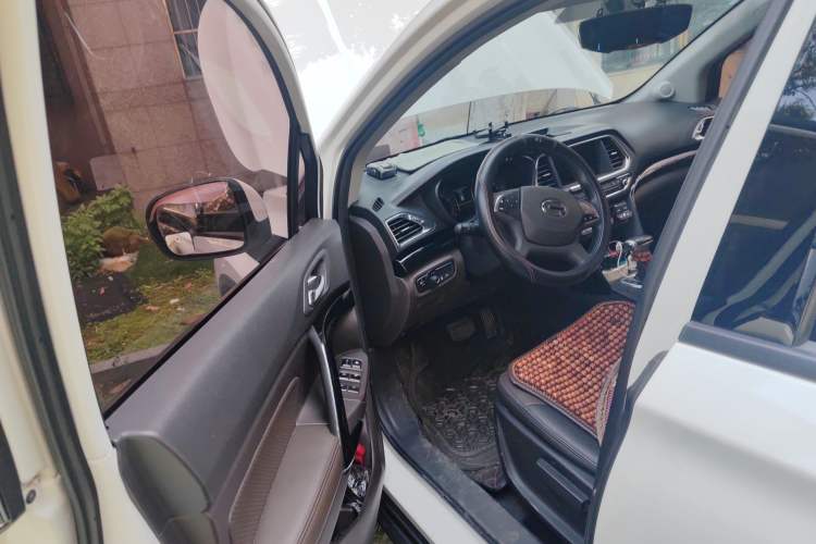 Used GAC Trumpchi GS4 2016 235T G-DCT Elite Edition Driver Seat