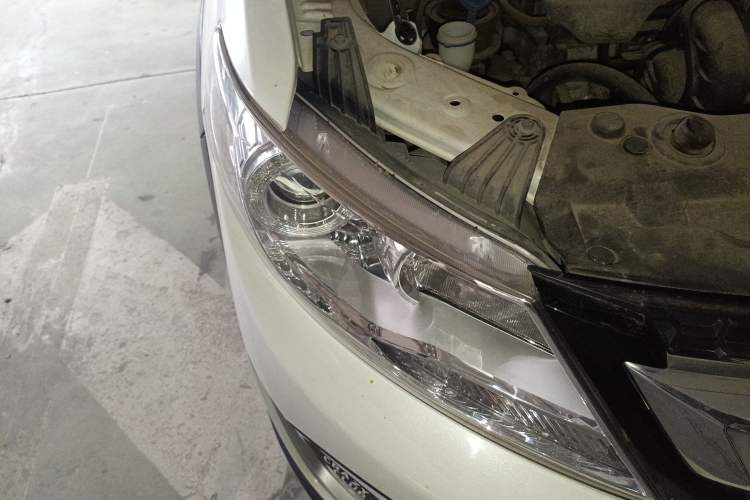 Used Dongfeng Aeolus AX3 2016 1.5L Automatic ZhiKu Model
