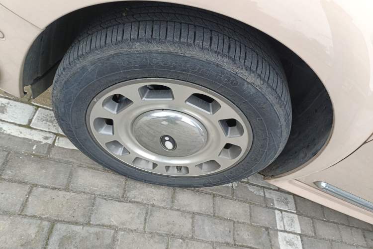 Used ORA Ballet Cat 2022 401 km Nutcracker Edition