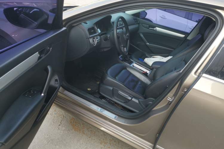 Used Volkswagen Passat 2014 1.8TSI DSG Prestige Edition
