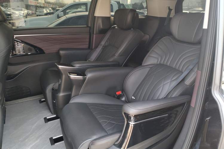 Used GAC Trumpchi M8 2024 Master Series 400T Prestige Edition
