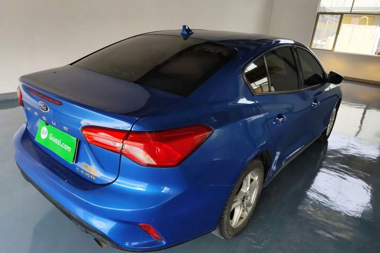 Used Ford Focus 2019 Sedan 1.5L Automatic FENGYUE Model China V Standard