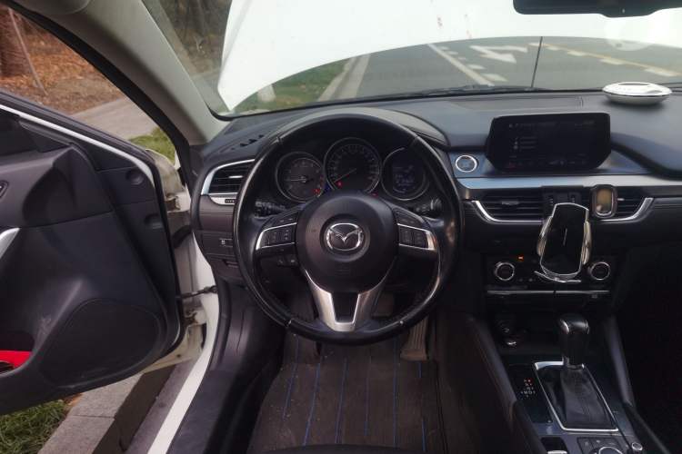 Used Mazda Atenza 2017 2.0L Blue Sky Luxury Edition