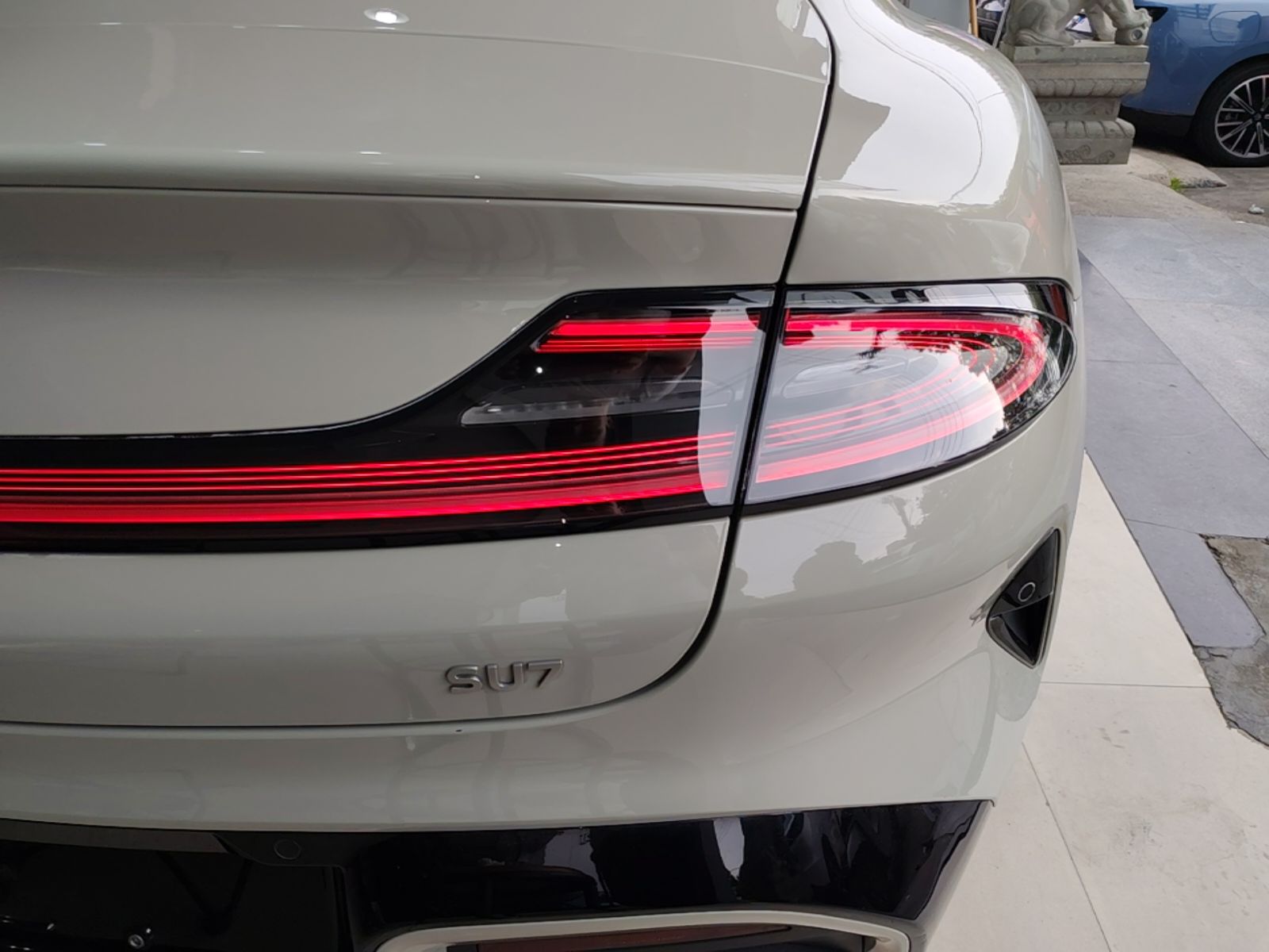 Xiaomi Auto SU7 2024 Rear-Drive Ultra-Long Range Advanced Pro-Level Intelligent Driving Version — снимка 9