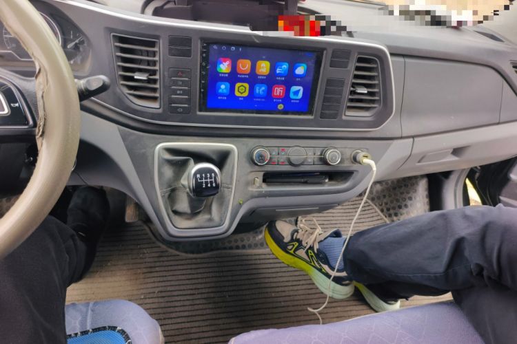 Used SAIC MAXUS Xintu V80 2021 2.0T PLUS Manual City Edition Short Wheelbase Ultra-Low Roof 5/6 Seats