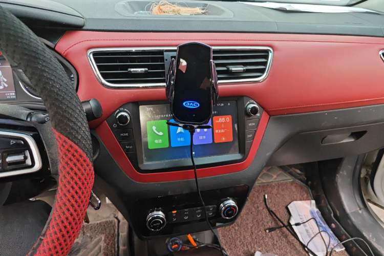 Used JAC Group Refine S2 2018 Smart Drive Edition 1.5L Manual Luxury Smart Model Audio And AC Panel