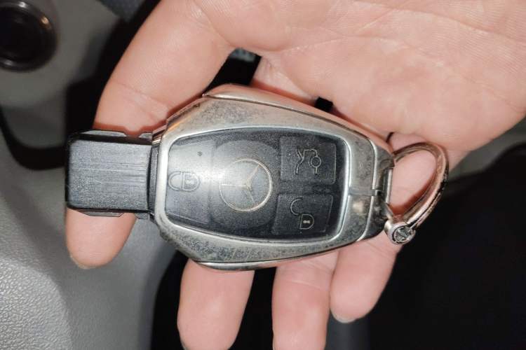 Used Mercedes-Benz E-Class 2010 E 200 CGI Elegant Model