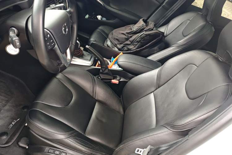 Used Volvo V40 2017 T3 Zhiya Edition