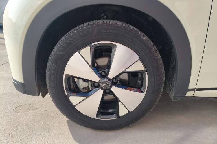 Used BYD Dolphin 2023 420 km Fashion Edition