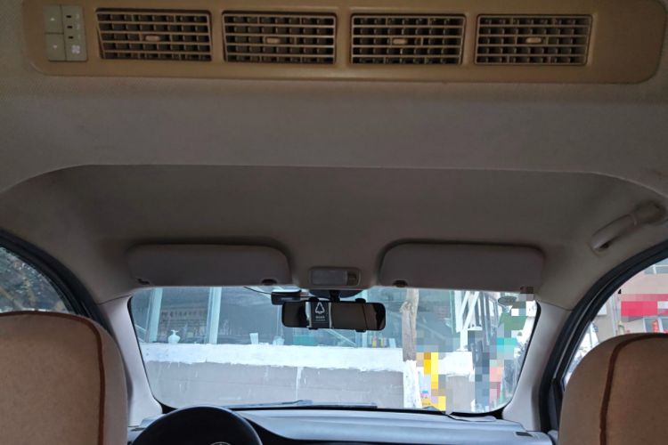 Used Wuling Rongguang V 2016 1.5L Standard Version
