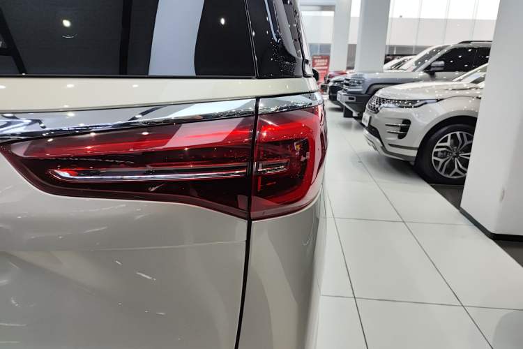 Used Buick GL8 2023 ES Lu Zun Comfort Model